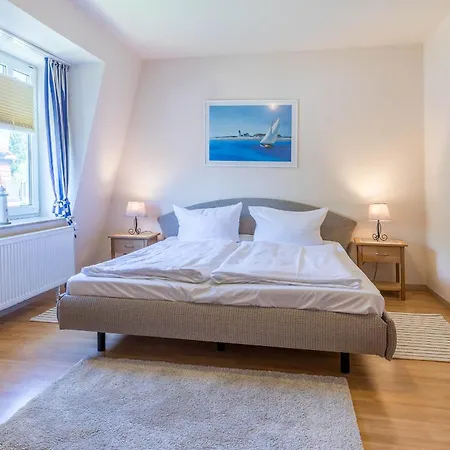 Apartman Res Minervapark Whg 27 *